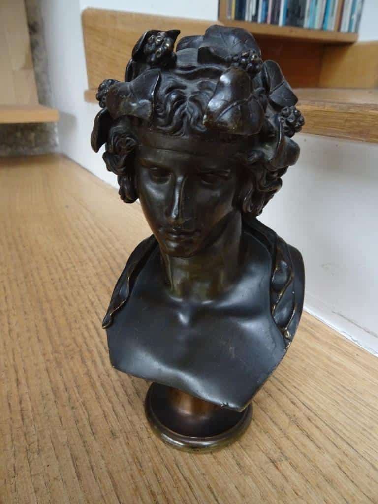 Estimation d’un buste en laiton de Dyonisos, 20 cm, avec poinçon G.S. de G. Susse