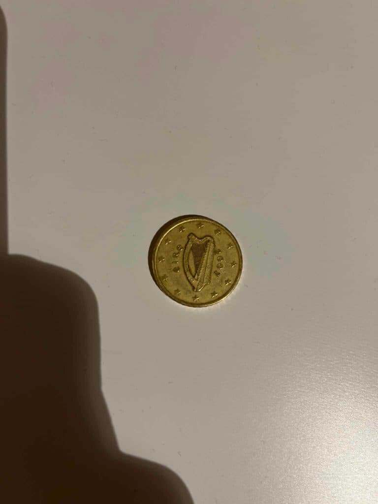 Estimation de Prix pour une Monnaie et une Medaille Commémorative de 2002: Pièces de 2 Euros d’Autriche et de Dante Alighieri R et 50 Centimes d’Irlande.