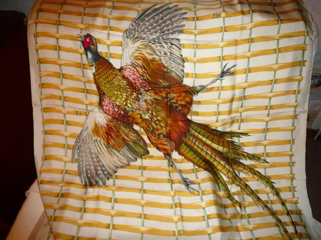 Estimation Foulard Soie Hermes Vintage
