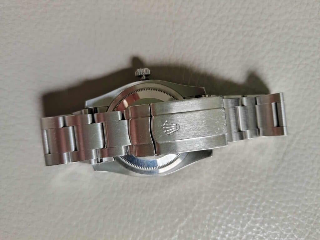 Estimation de la valeur d’une montre Rolex en acier inoxydable en excellent état et bien entretenue