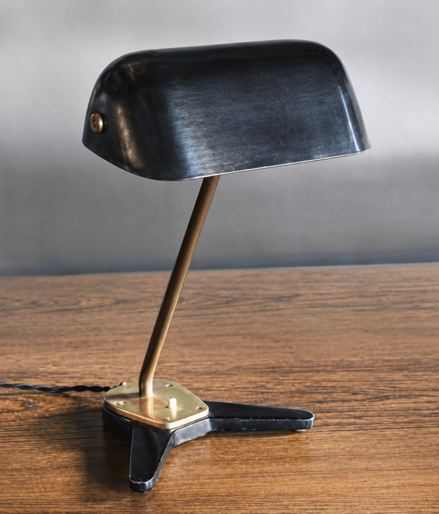Luminaire Arne Jacobsen : expertise et estimation Luminaire Arne Jacobsen : expertise et estimation
