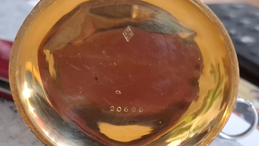 Évaluation d’une montre gousset LIP chronomètre en or jaune Évaluation d’une montre gousset LIP chronomètre en or jaune