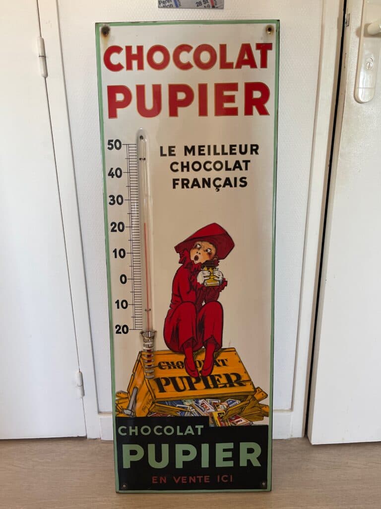 Estimation d’une plaque émaillée Chocolat Pupier par Jean d’Ylen Estimation d’une plaque émaillée Chocolat Pupier par Jean d’Ylen
